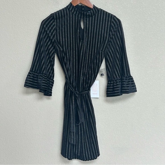 NWT ModCloth Black Velvet Striped Bell Sleeve Keyhole Mini Dress Women’s Size S - Picture 2 of 10